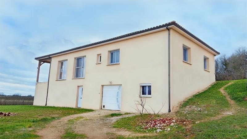 Maison - 142 m² - 5 pièces