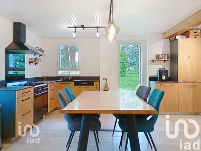 Maison - 120 m² - 6 pièces