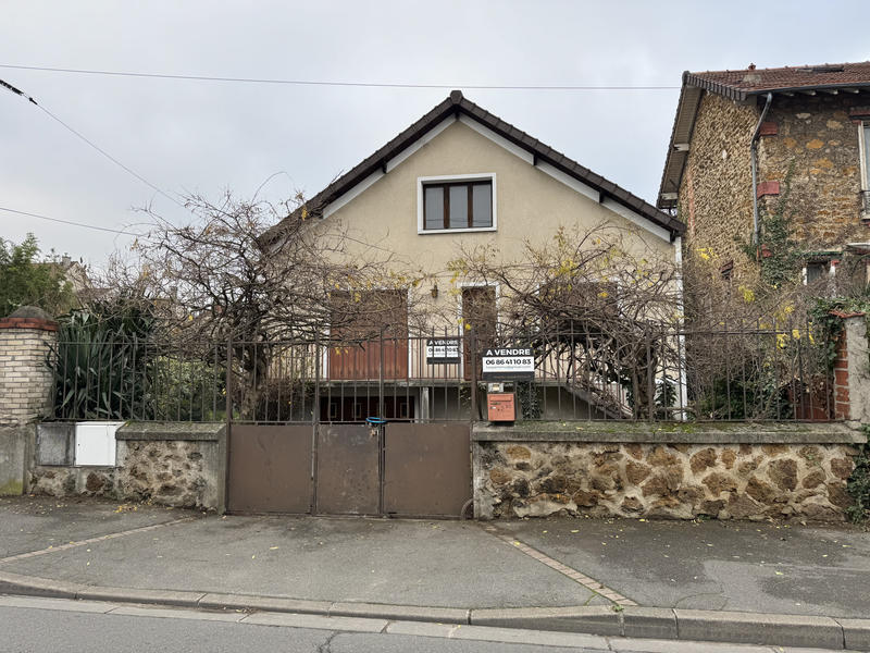 Maison - 140 m² - 5 pièces