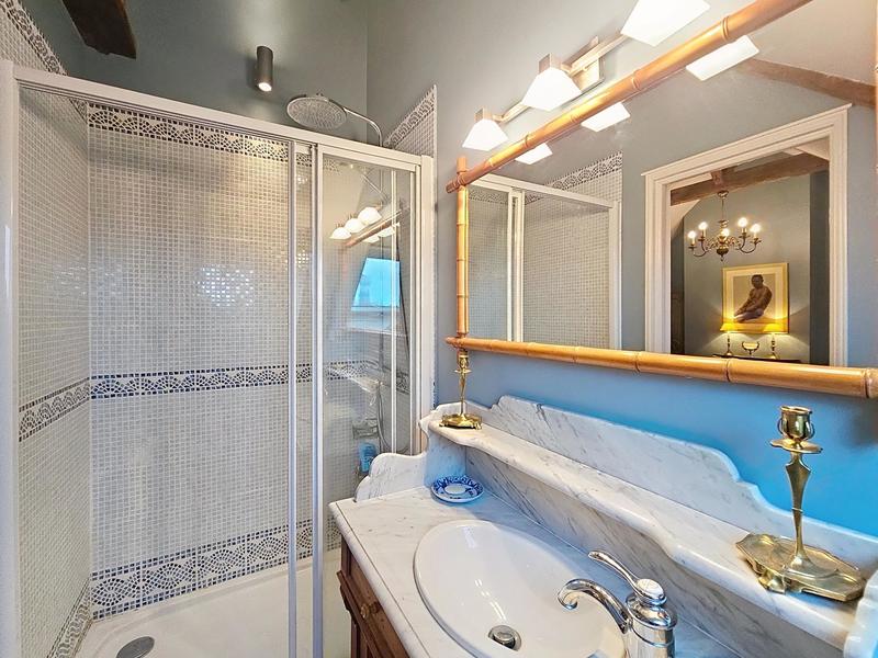 Maison - 167 m² - 7 pièces