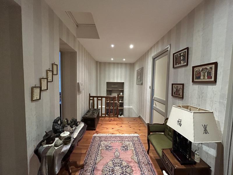 Maison - 165 m² - 7 pièces