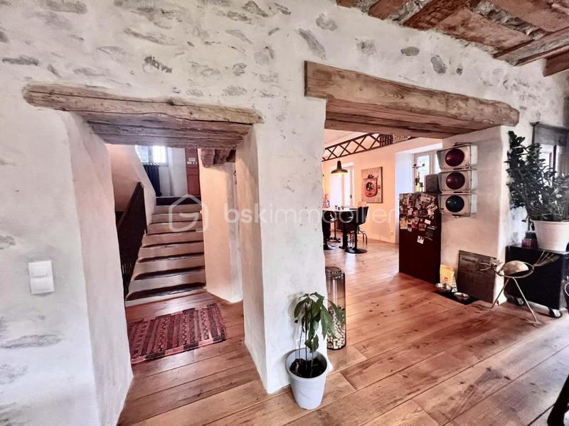 Demeure - 157 m² - 5 pièces