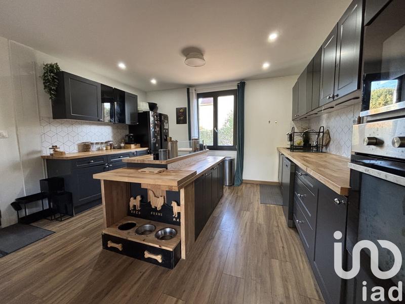 Maison - 104 m² - 5 pièces