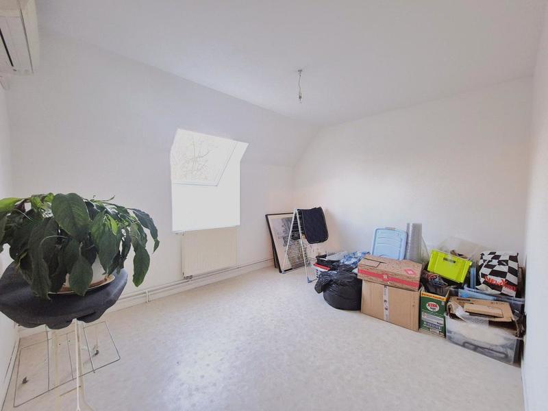 Maison - 142 m² - 7 pièces