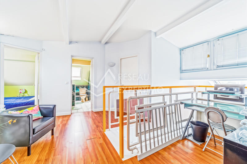 Maison - 206 m² - 9 pièces