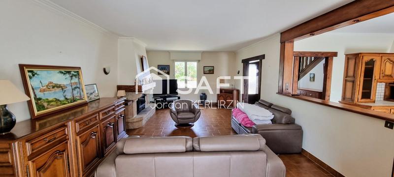 Maison - 283 m² - 13 pièces