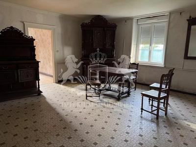 Maison - 123 m² - 7 pièces