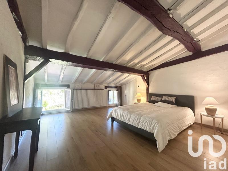 Maison - 825 m² - 15 pièces