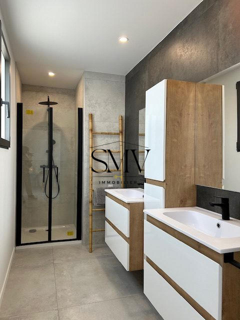 Villa - 164 m² - 5 pièces