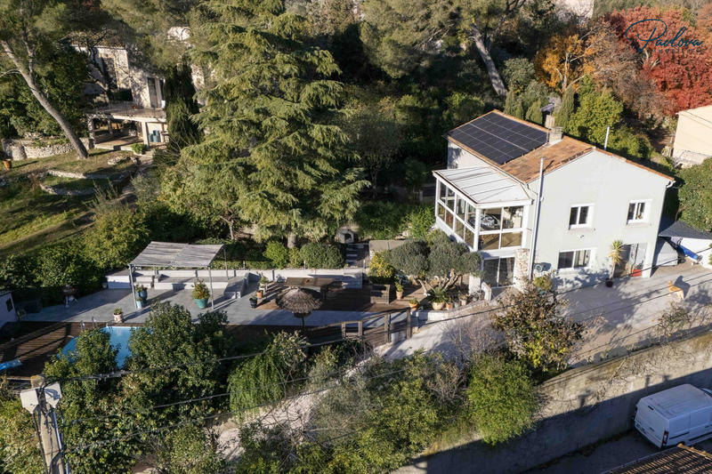 Villa - 135 m² - 6 pièces