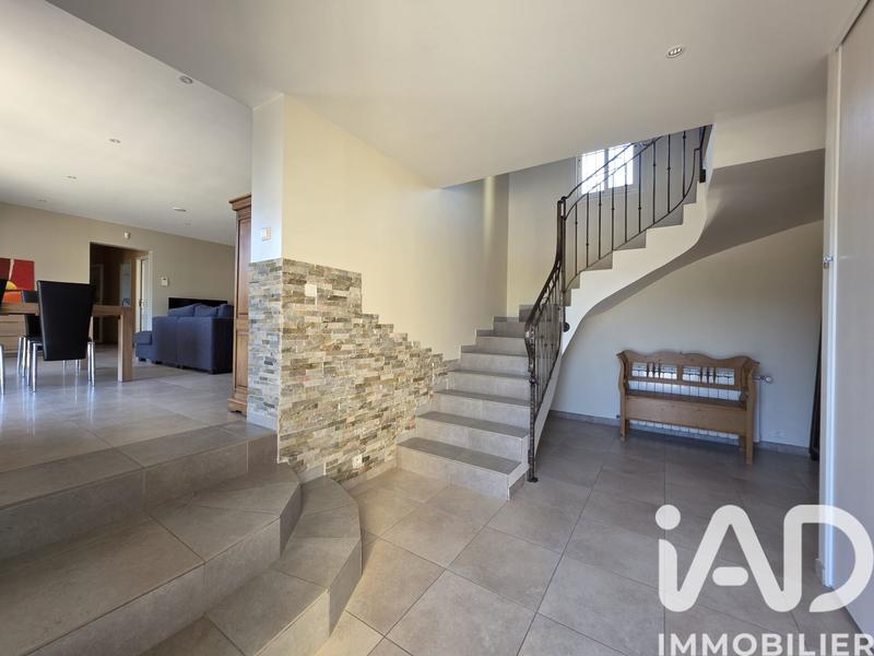 Maison - 145 m² - 7 pièces