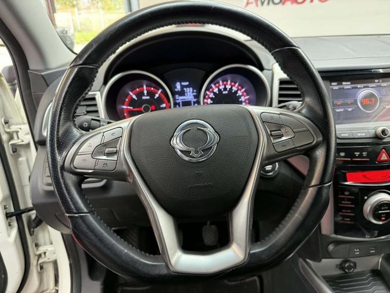 Ssangyong Tivoli 160 1.6 E-XDi 16v 2wd 115 Cv