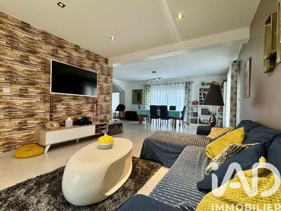 Maison - 168 m² - 7 pièces