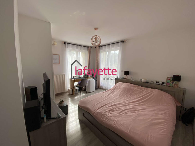 Appartement - 84 m² - 4 pièces