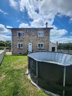 Maison - 105 m² - 6 pièces