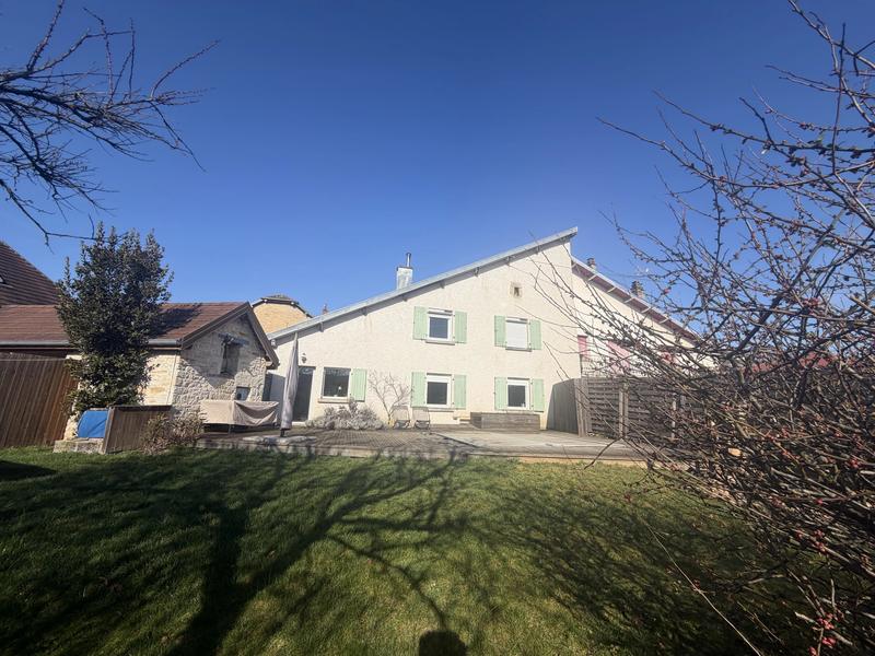 Maison de village - 174 m² - 7 pièces