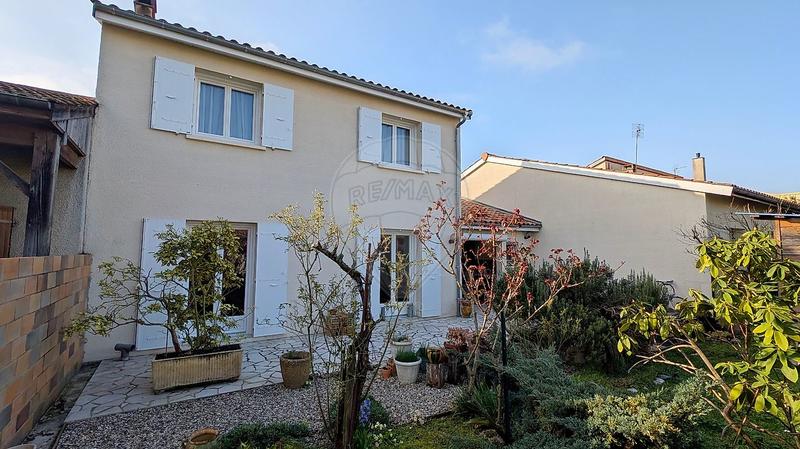 Maison - 92 m² - 4 pièces