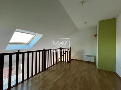 Studio - 49 m² - 1 pièce