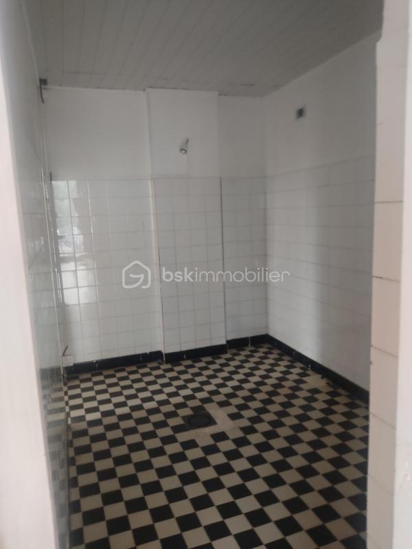 Local commercial - 60 m² - 2 pièces