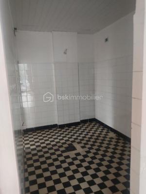 Local commercial - 60 m² - 2 pièces