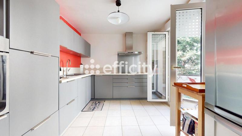 Appartement - 109 m² - 4 pièces