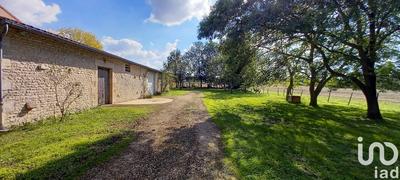 Maison - 209 m² - 7 pièces