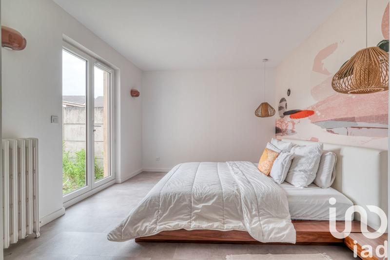 Maison - 166 m² - 7 pièces