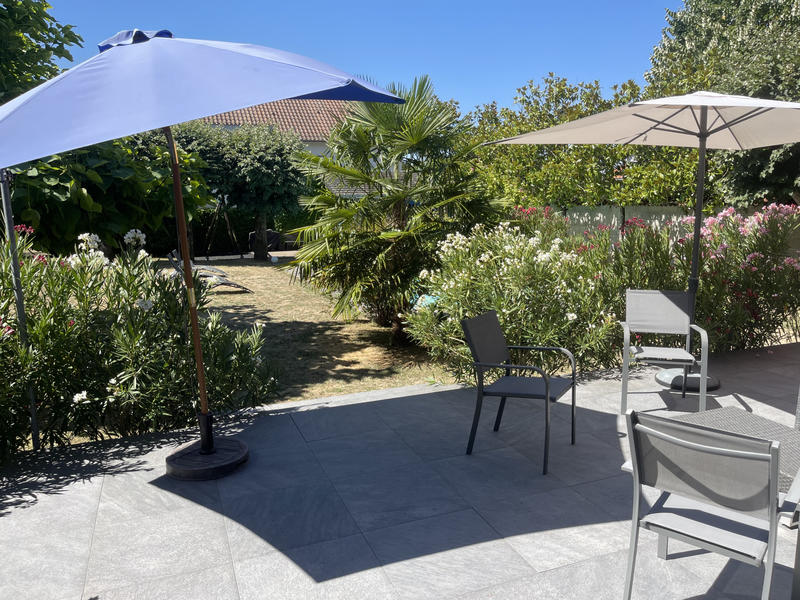 Maison - 350 m² - 14 pièces