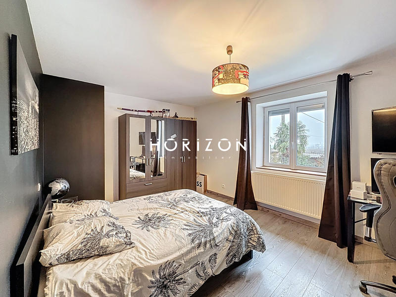 Maison ancienne - 195 m² - 7 pièces