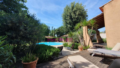 Maison - 170 m² - 6 pièces