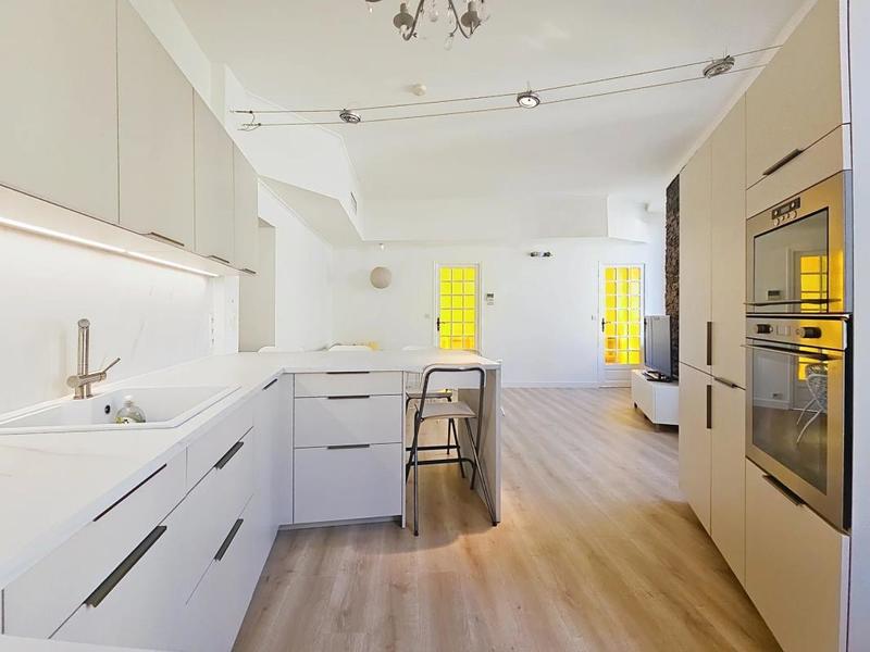 Appartement - 60 m² - 3 pièces