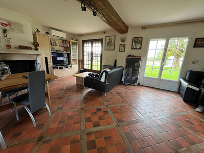 Maison - 180 m² - 6 pièces