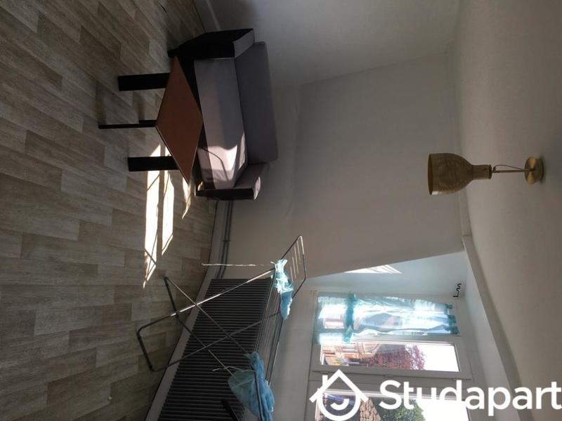 Chambre - 12 m² - 1 pièce