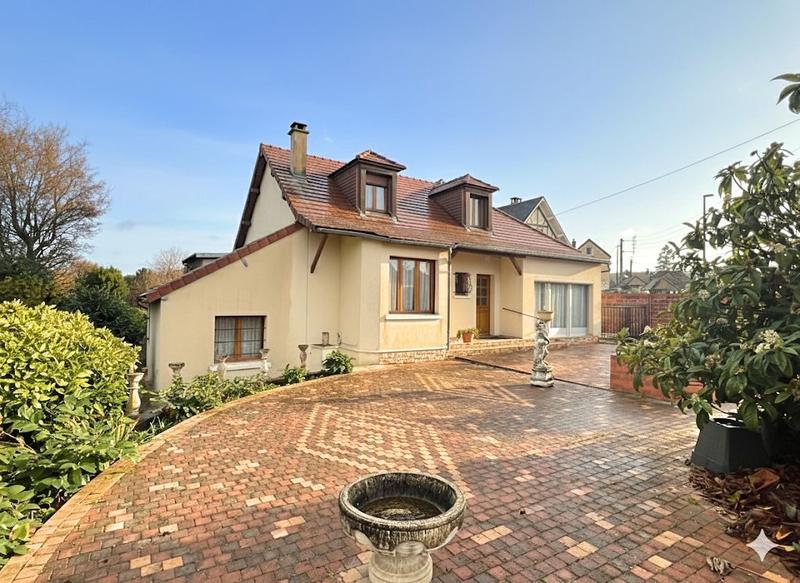 Maison - 157 m² - 7 pièces