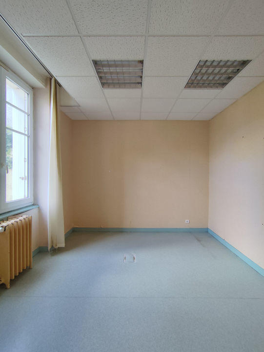 Maison - 170 m² - 10 pièces