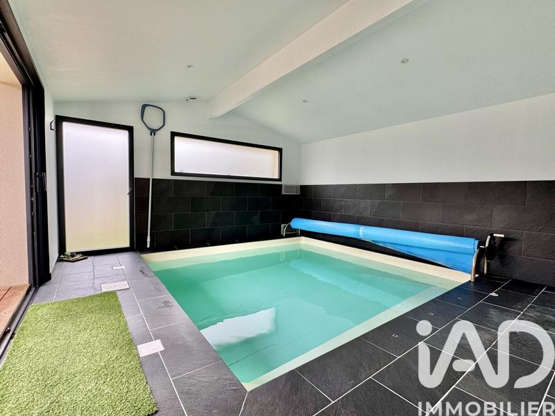 Maison de ville - 100 m² - 5 pièces