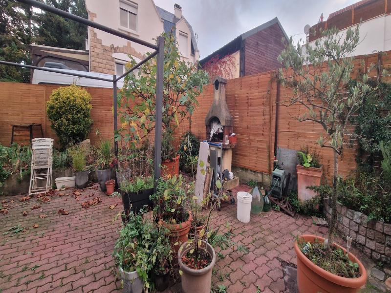 Maison - 200 m² - 7 pièces