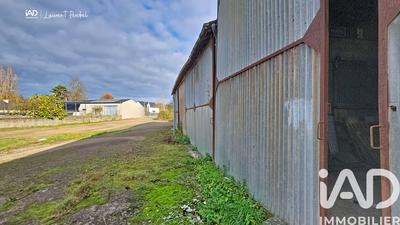 Maison - 350 m² - 2 pièces