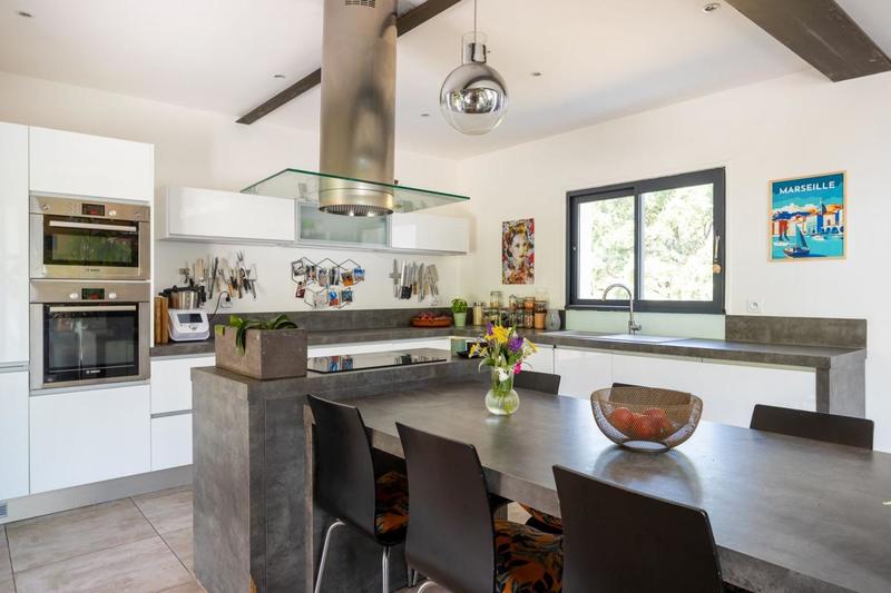 Villa - 181 m² - 5 pièces