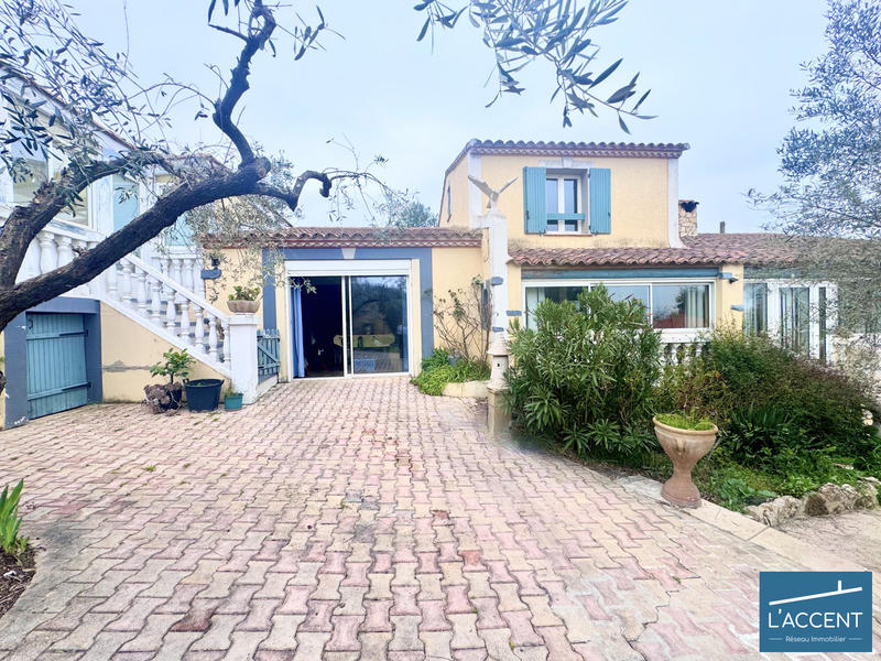 Maison - 177 m² - 5 pièces