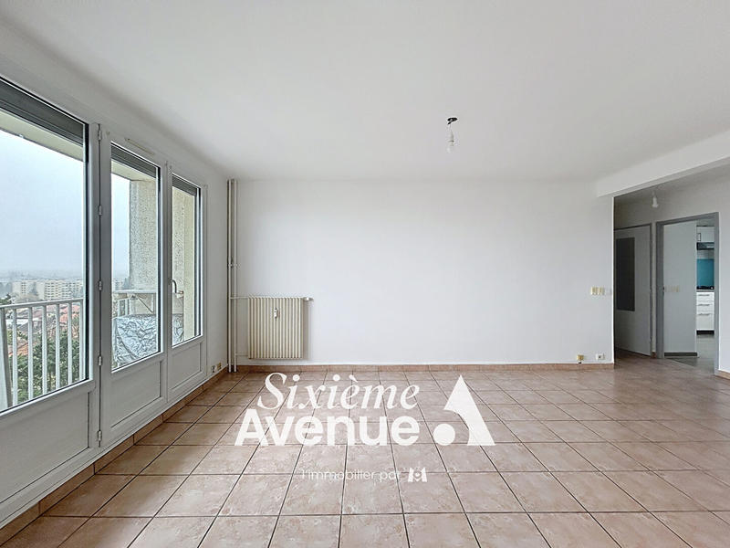 Appartement - 75 m² - 4 pièces