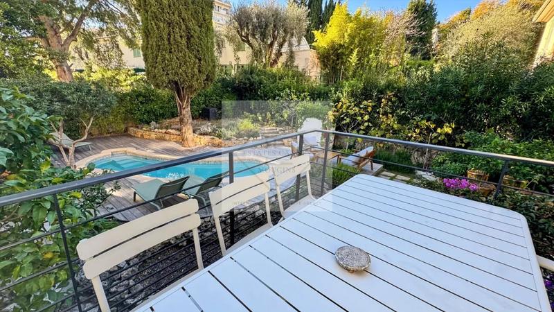 Maison de ville - 125 m² - 4 pièces