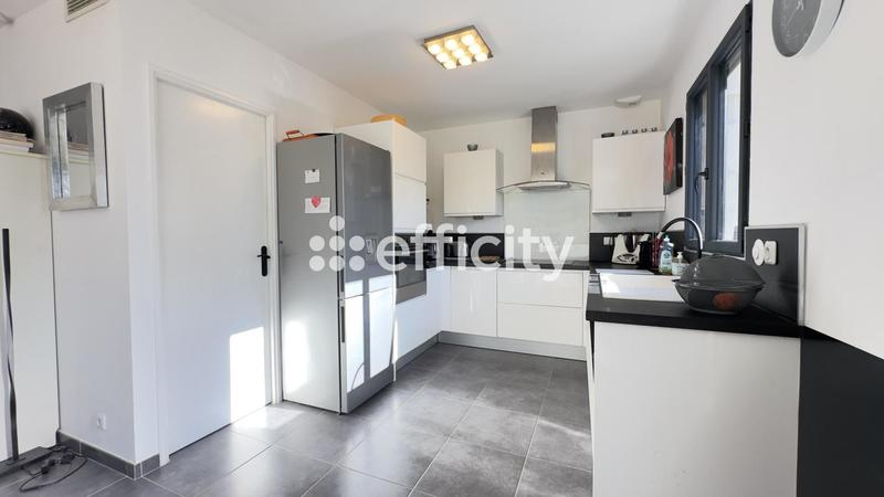 Villa - 97 m² - 4 pièces