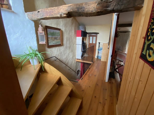 Maison - 104 m² - 4 pièces