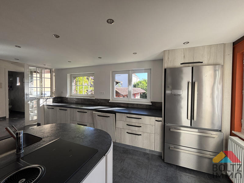 Maison - 155 m² - 6 pièces