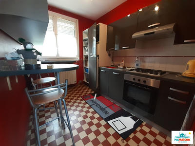 Maison - 75 m² - 5 pièces