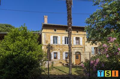 Maison de village - 129 m² - 4 pièces