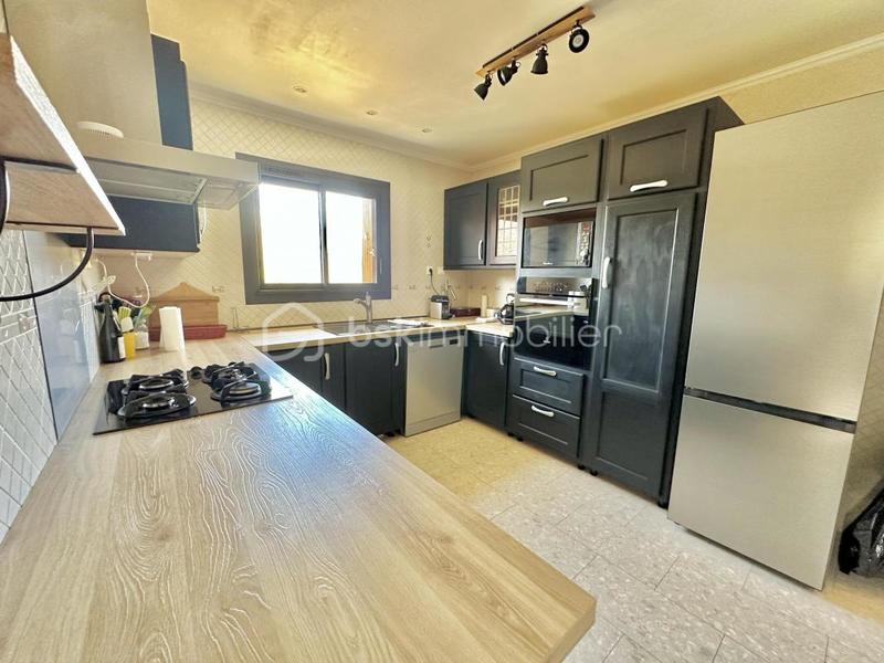 Maison - 160 m² - 7 pièces