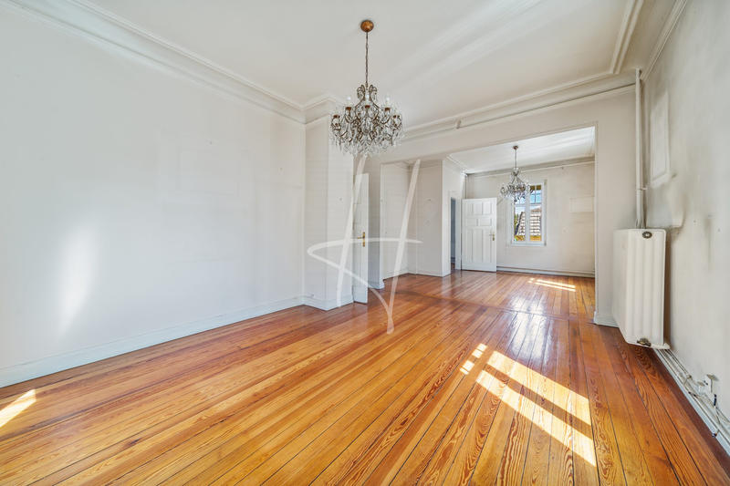 Duplex - 154 m² - 8 pièces