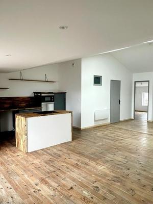 Maison - 350 m² - 14 pièces